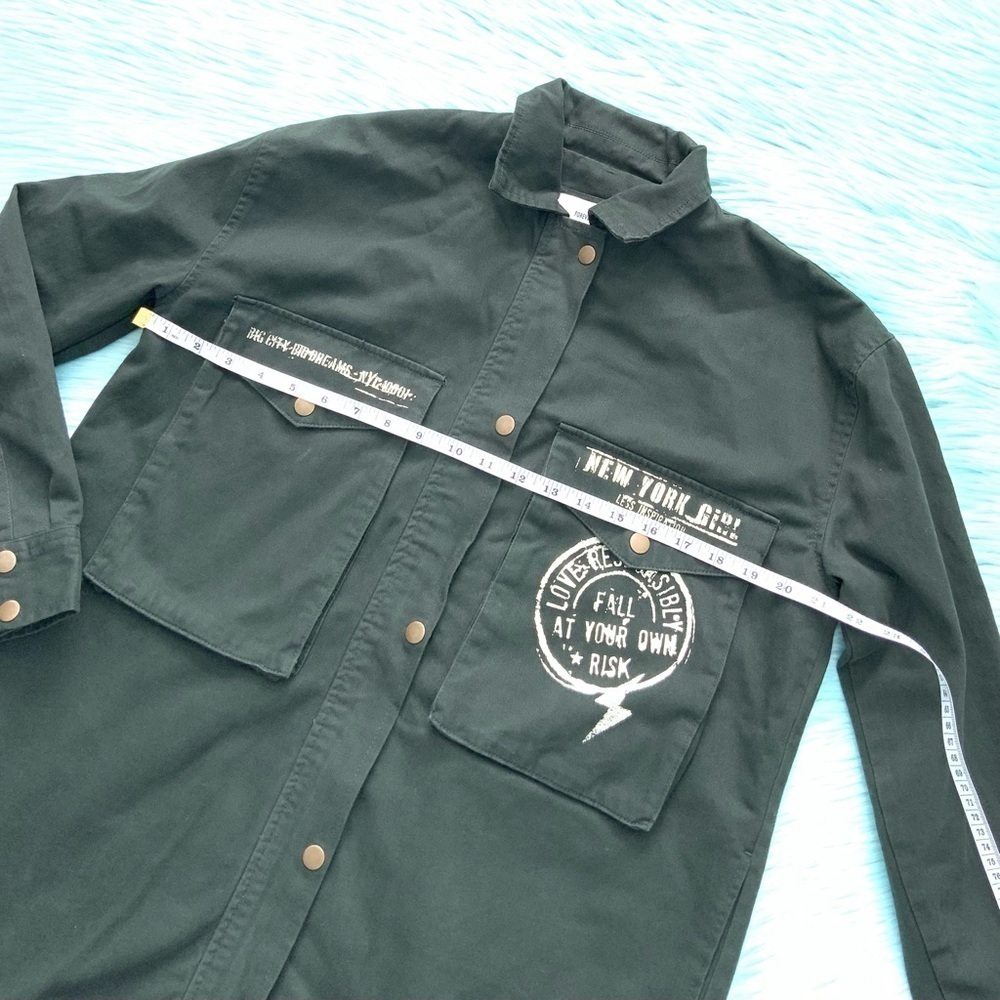 Forever 21 Long Olive Green Heavyweight Shirt - Picture 4 of 7